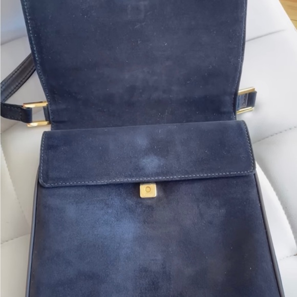 Gorgeous Suede Vintage Fendi, Pristine Condition - Picture 3 of 3